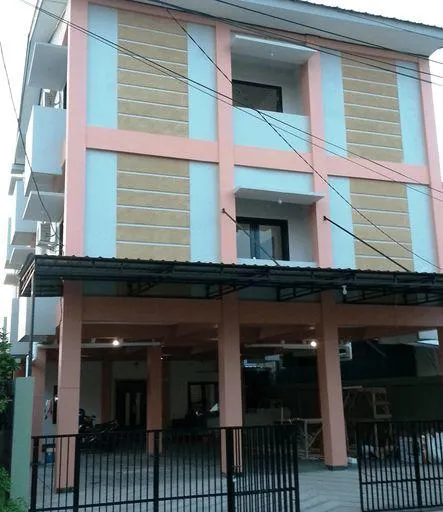 Esai - Rumah Semua - Image 1