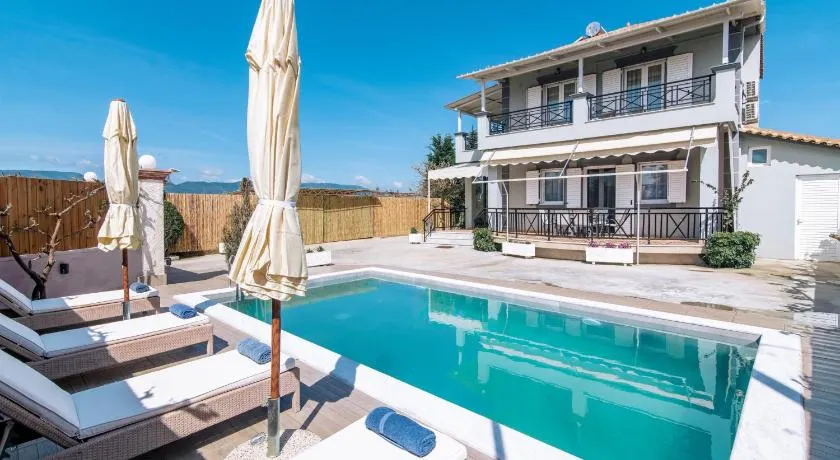Irene Luxury Villa - Image 1