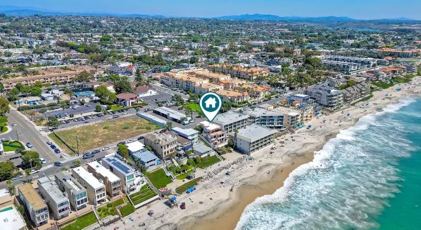 Oceanfront 2BR Condo, Private Beach & Patio, Rare Find - Image 1