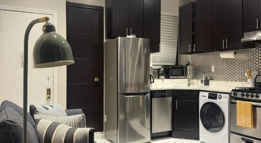 Central Living at Columbia university - Image 1
