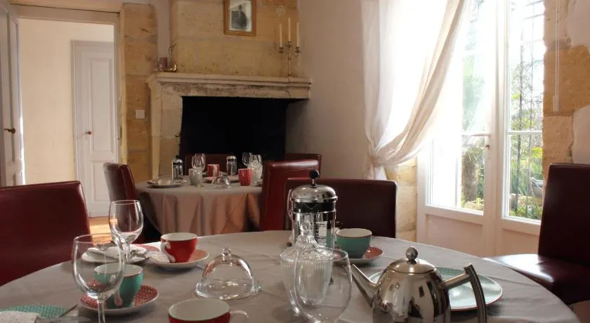 Relais de la Renaissance - Image 1