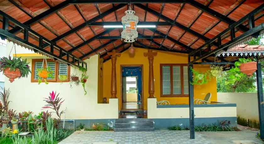 A Chettinad 3bhk AC Villa in Coimbatore on the way to Adiyogi and nearer to Maruthamalai - Image 1