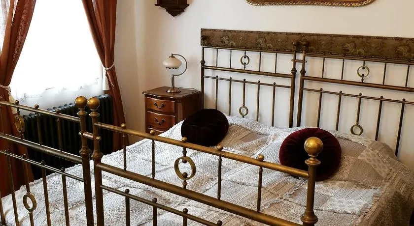 Zlatá léta - apartmánový dům Jáchymov - Image 1
