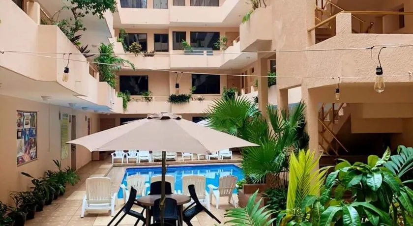 Hotel Delfines Del Mar Acapulco - Image 1