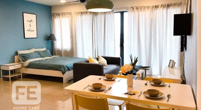 Netflix WiFi Cozy Homestay Trefoil Setia Alam Shah Alam 沙亚南舒适温馨日租民宿 - Image 1