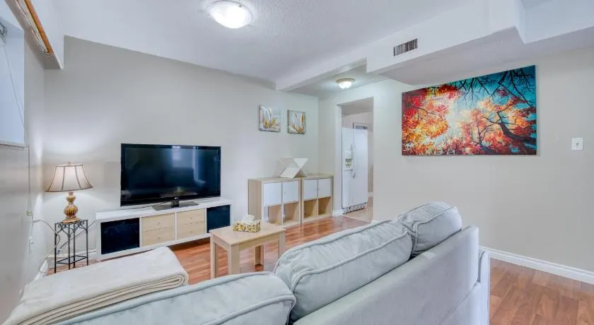 Cozy stay Near YVR 1Bed Sofa bed sleep4 - Image 1