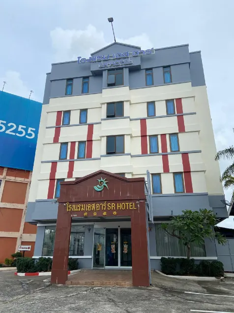 SR Hotel - Image 1