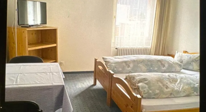 Hotel ilufa - Image 1