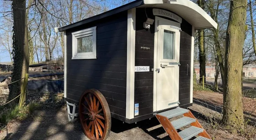 Elbstrand Koje mit Elbblick - Image 1