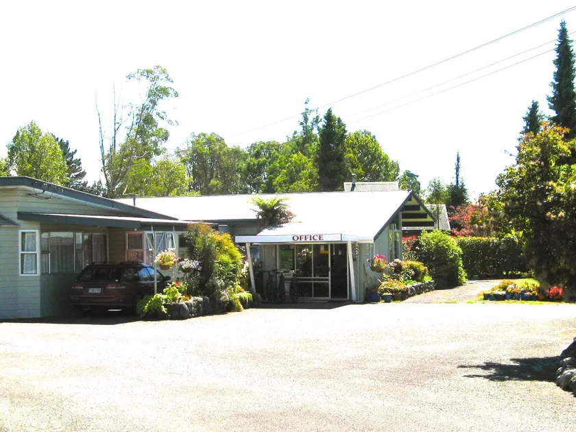Tongariro River Motel - Image 1