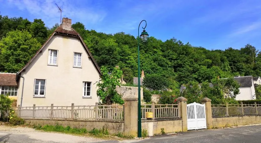 Le Manoir du Gouverneur - Image 1