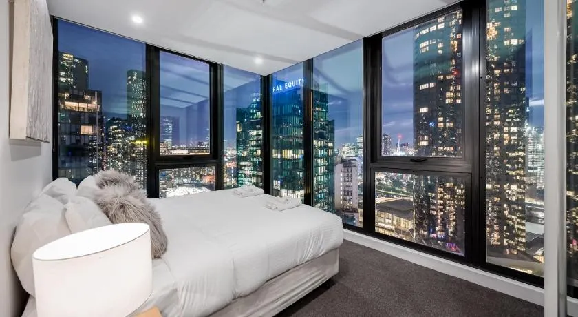 Exclusive Stays - Southbank Grand - Image 1