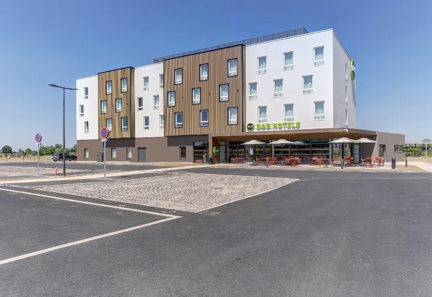 B&B HOTEL Moulins Avermes - Image 1