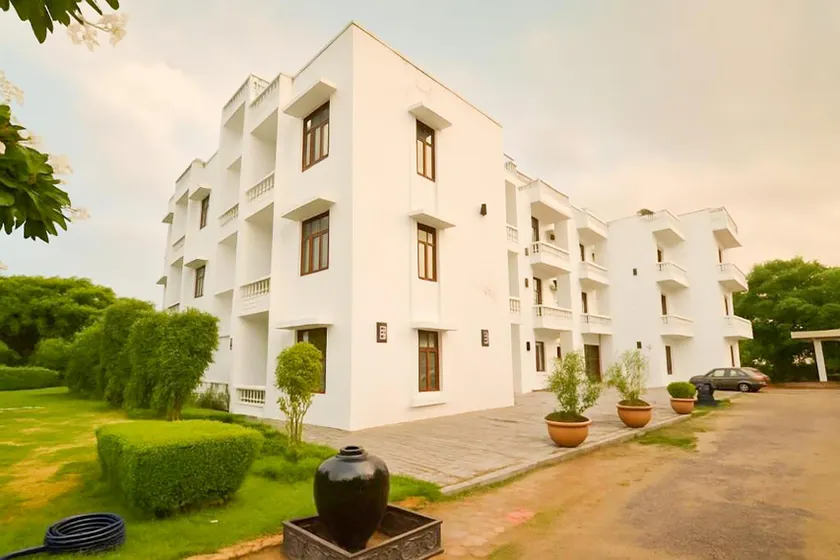 Elegance Resorts - Image 1