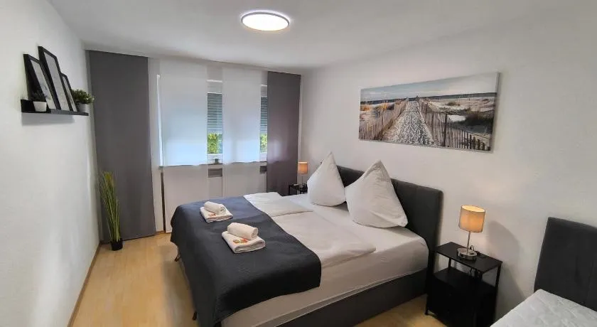 Tolle Lage - modern - zentral gelegen - 2 Zimmer Apartment - Image 1