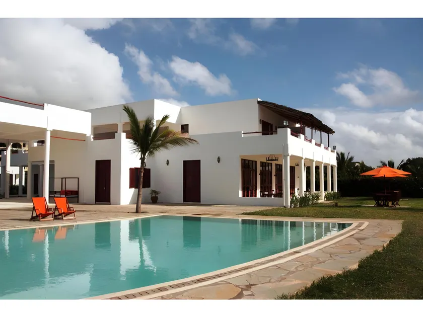 Sonrisa Villas - Image 1