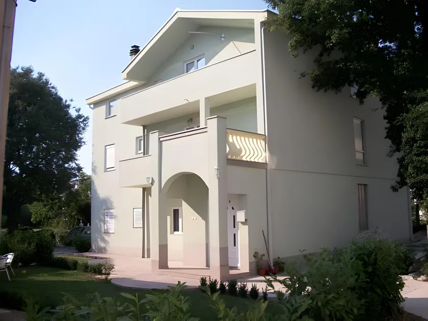 Casa Verde - Image 1