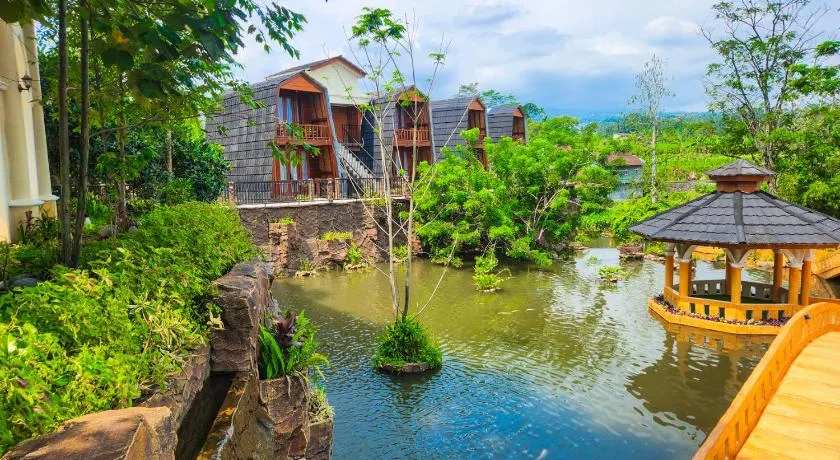 Chevilly Resort & Camp - Image 1