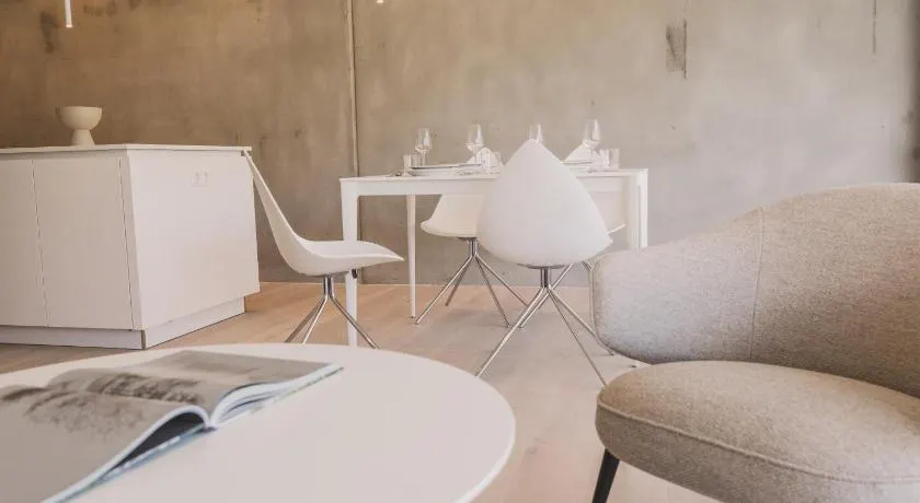 STEILLAGE - Design Moselsuiten mit Panoramablick und SPA - Image 1