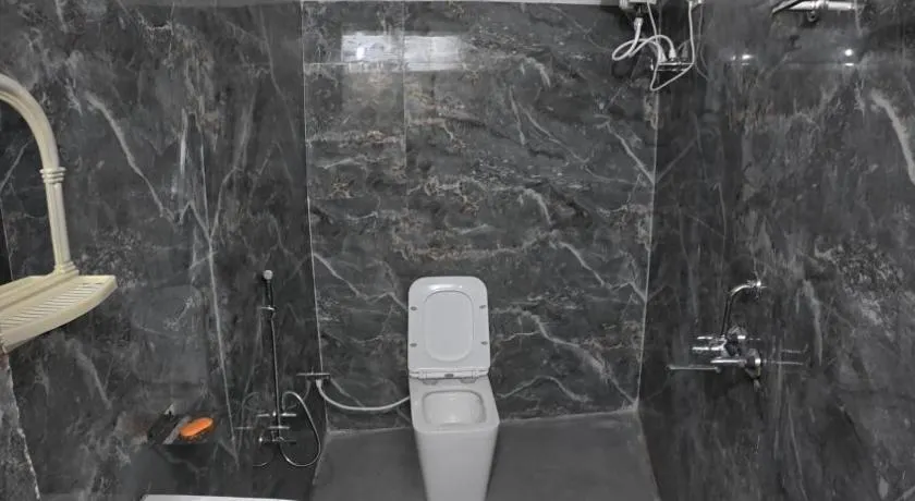 Hotel Hemant - Image 1