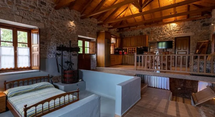 Old Winery Stonehouse - Image 1