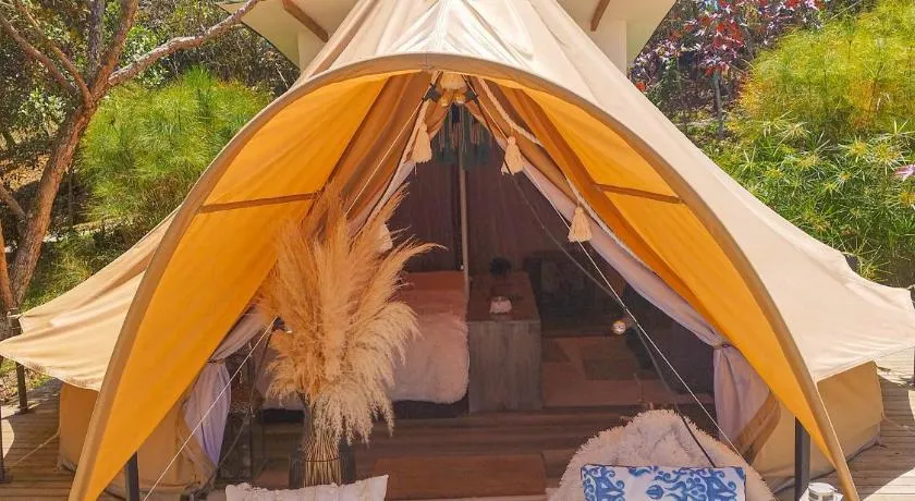 AKOA GLAMPING Eco-Luxury Hotel - Image 1