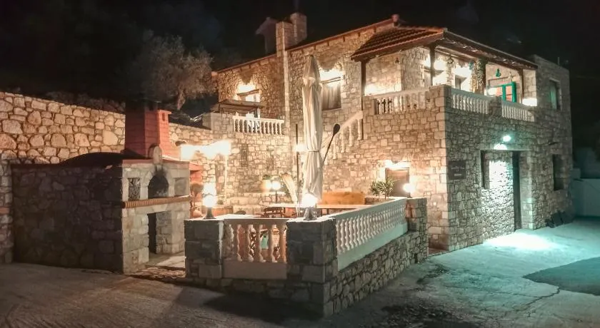 Tsampika's Traditional Stone Cottage in Siana - Image 1