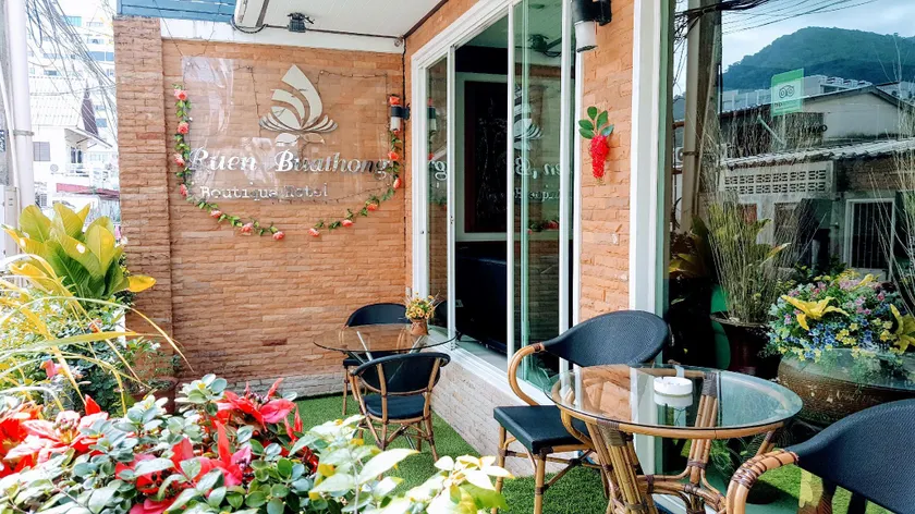 Ruen Buathong Boutique Hotel Patong Beach - Image 1