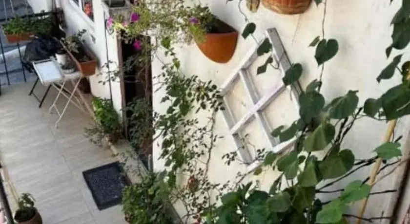 Kipiani GuestHouse - Image 1
