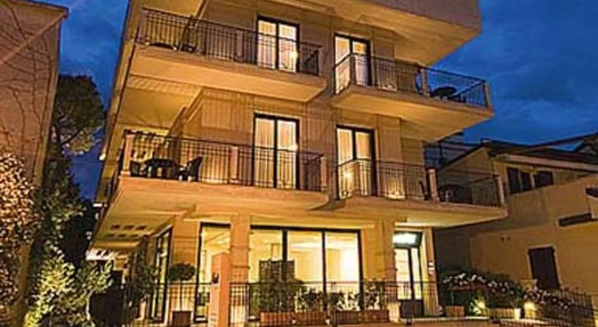 Residence Ascot - Image 1