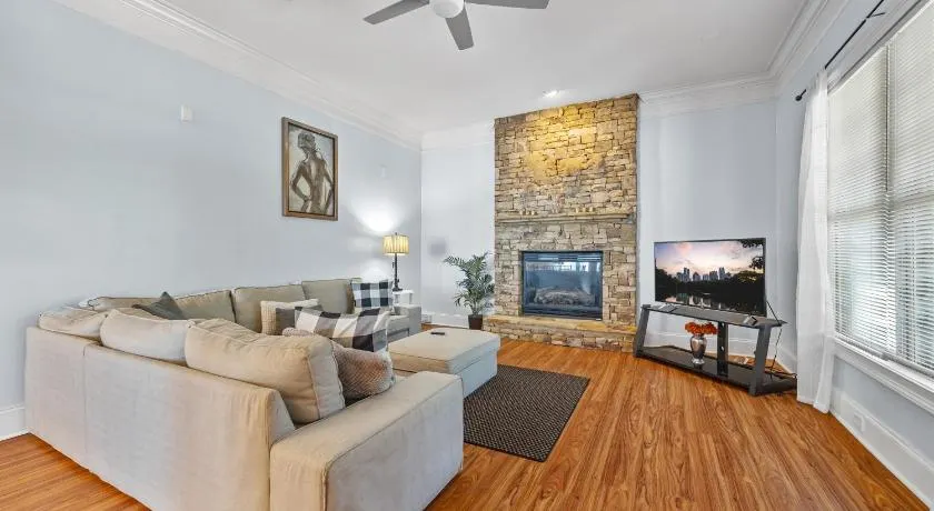 BestSpot Walkable just Across Atlantic Station - Image 1