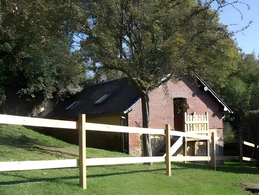 Gîte "Le Refuge" Dans un Domaine de 7ha Au Calme - Image 1