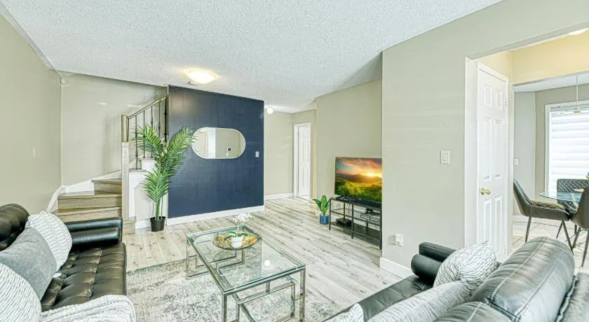The Urban Family Pad - Image 1