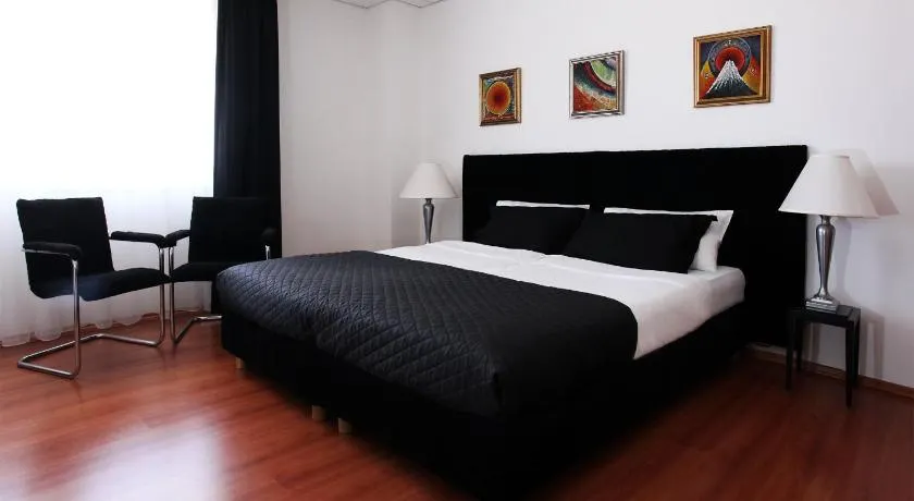 Sós Motel - Image 1