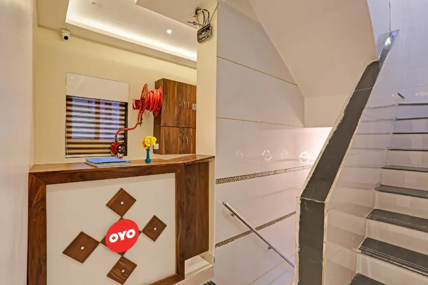 Hotel O Nandi Palace Lodging And Boarding - Image 1