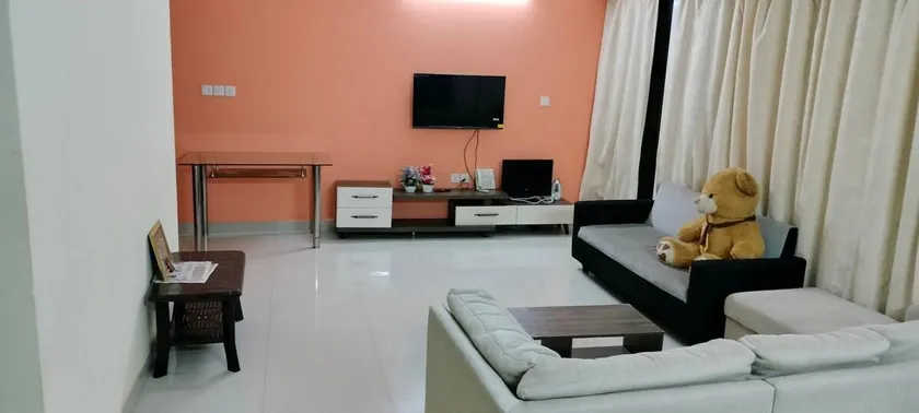 Amanora 2bhk service apartment - Image 1