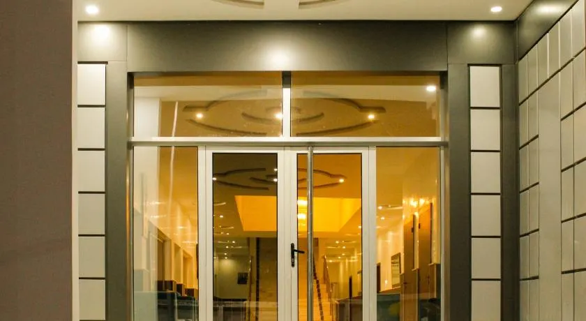 Urban Hotel Suites - Image 1