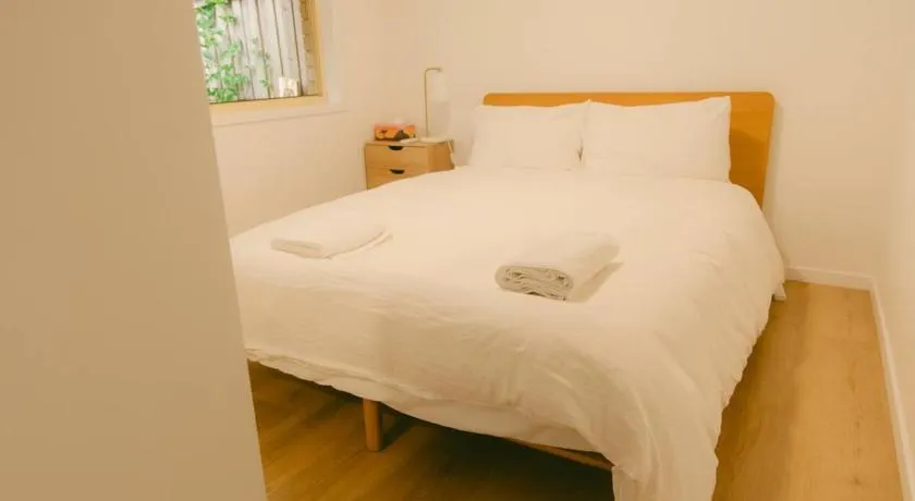 Private Room in Home Share North Byron Bay - Image 1