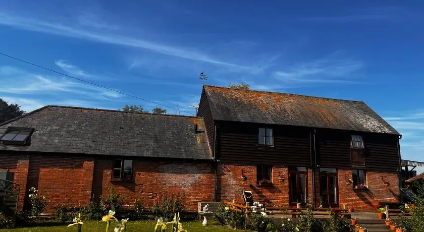 Barons Granary - Image 1