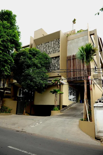 Residence 12 - Image 1