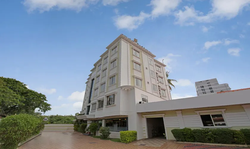 Treebo Trend Amalas Residency - Image 1