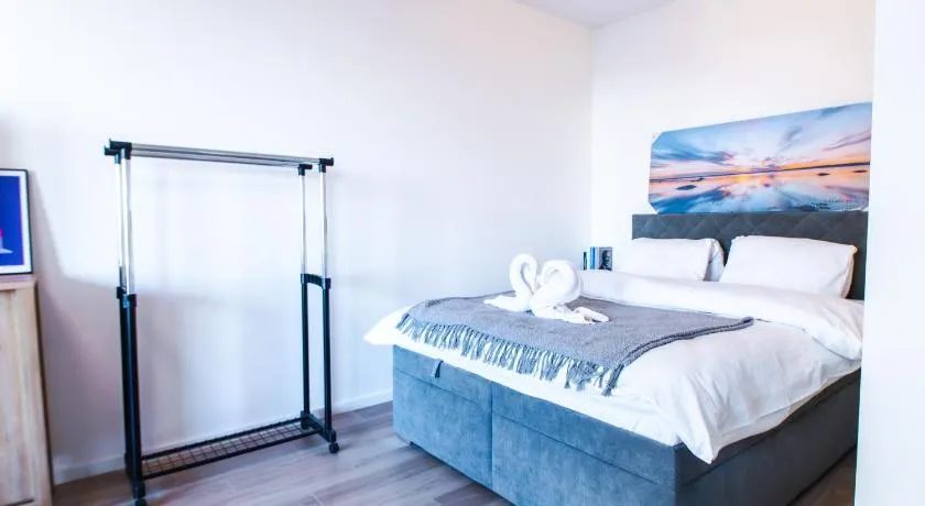 Doctor's Cosy Apartment - Image 1