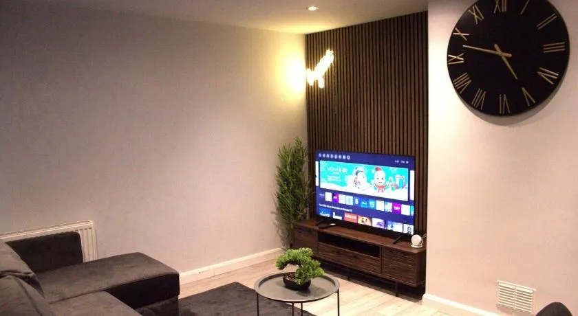 Luxury 3 bedroom house in Harlow, Essex - Image 1
