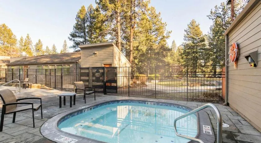 1BR Condo near Mt Bachelor with Resort Amenities - Image 1
