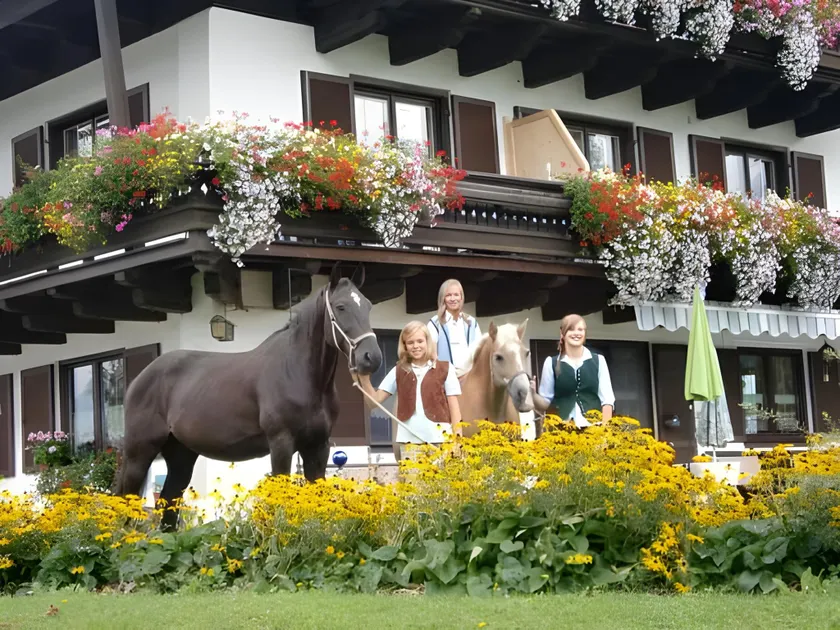 Oberstockinghof - Image 1