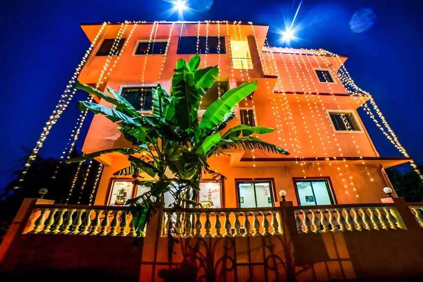 Hotel Spring Height - Image 1
