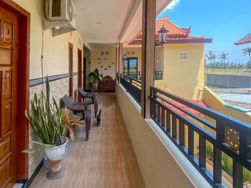 Urbanview Griya Lota Guest House Banyuwangi - Image 1