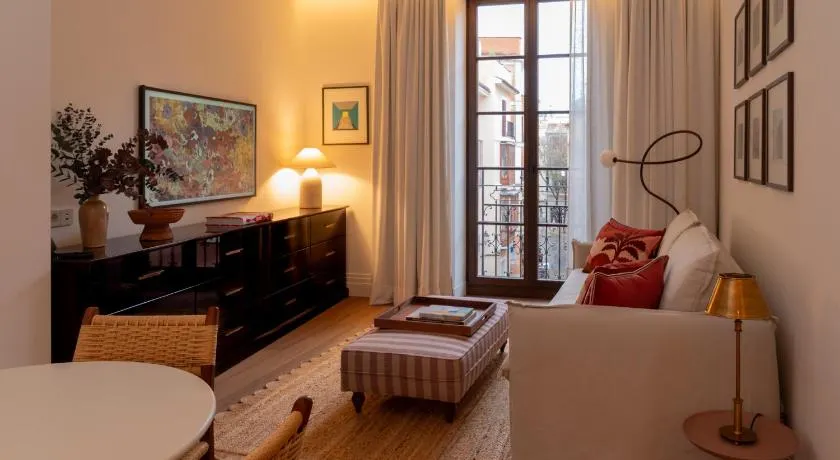 Casa Roca - Palma Old Town Wine Hotel - Image 1