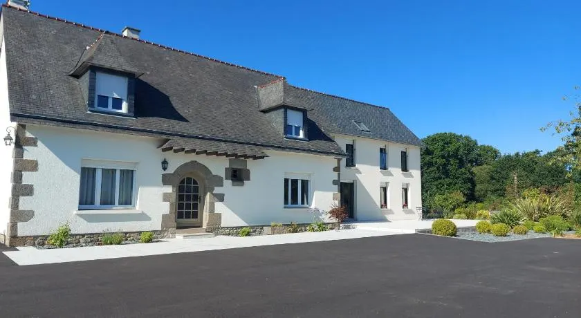 Maison de Luciné - Image 1