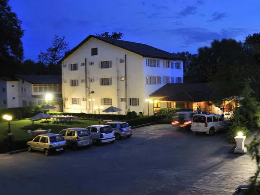 Hotel Meridien - Image 1